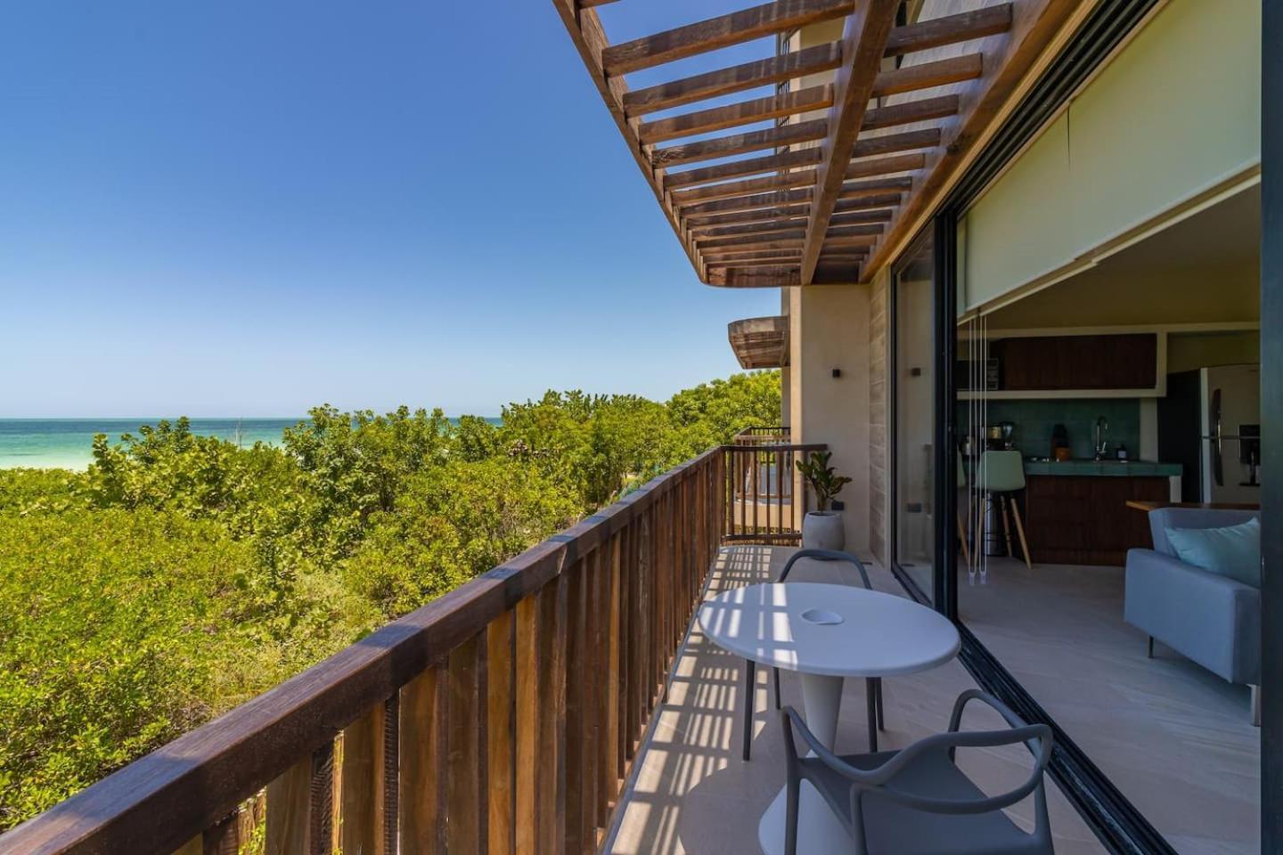 Ocean View Loft In Punta Cocos - C102 Hotell Isla Holbox Exteriör bild